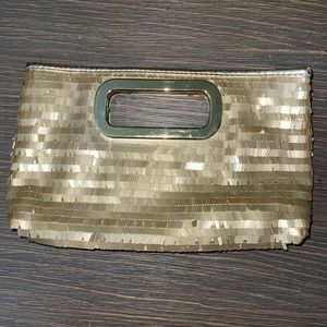 Gold clutch